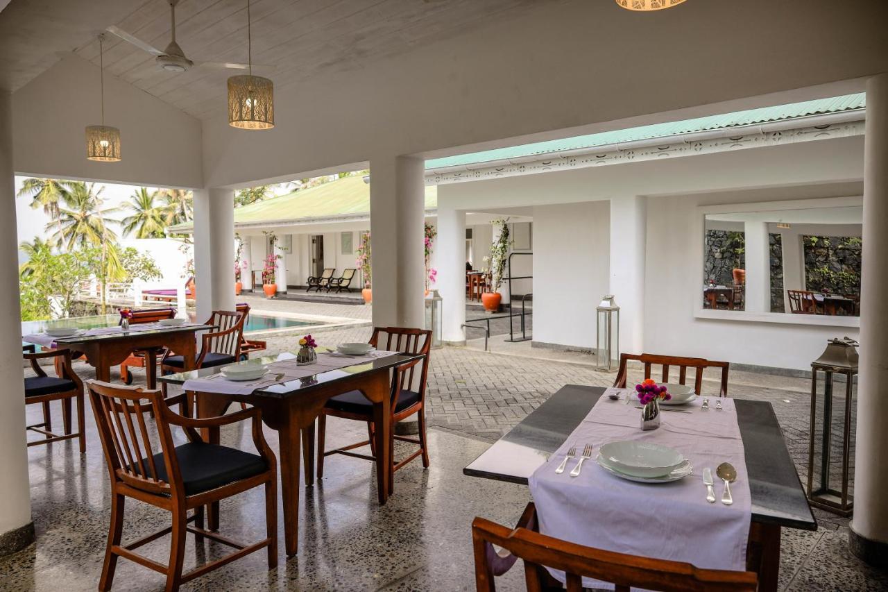 The Flame Tree Estate & Hotel كاندي المظهر الخارجي الصورة
