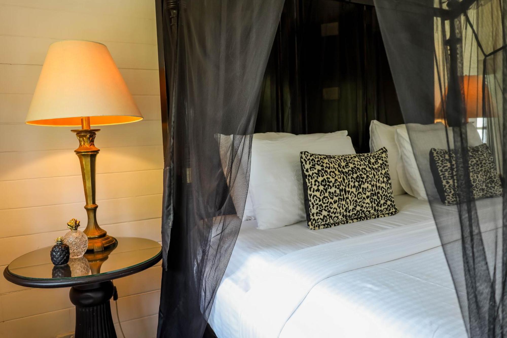 The Flame Tree Estate & Hotel كاندي الغرفة الصورة
